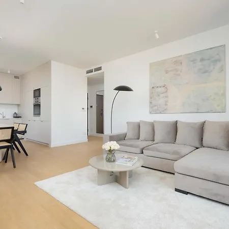 Apartment Luxury With Ac In By Renters Prestige Warsaw