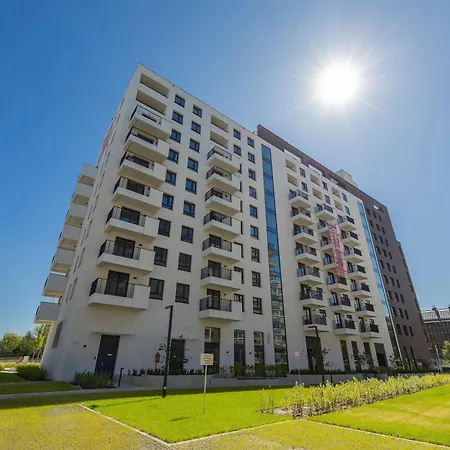 Luxury With Ac In By Renters Prestige * Warsaw