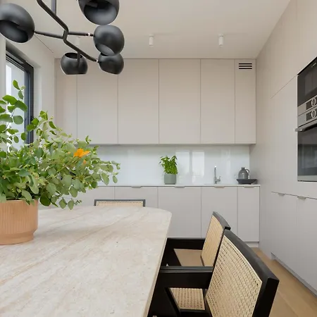 شقة Luxury With Ac In By Renters Prestige