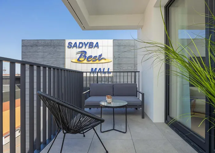 Apartament Luxury With Ac In By Renters Prestige