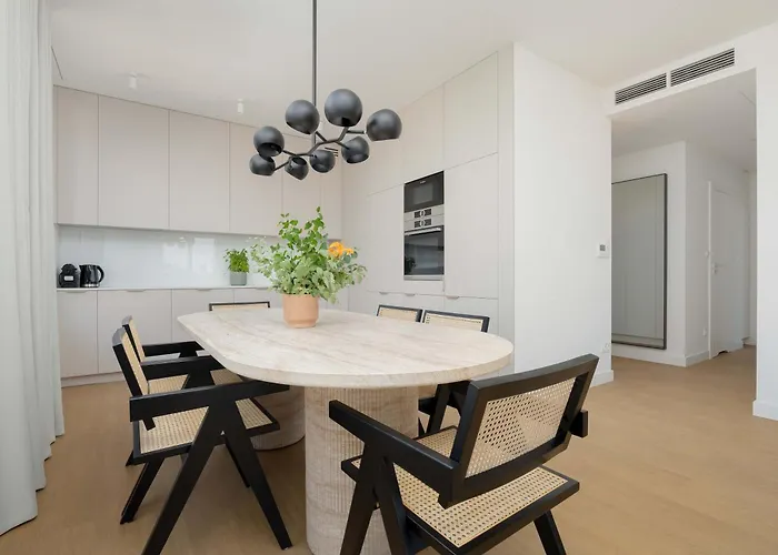 Luxury With Ac In By Renters Prestige Apartament Warszawa