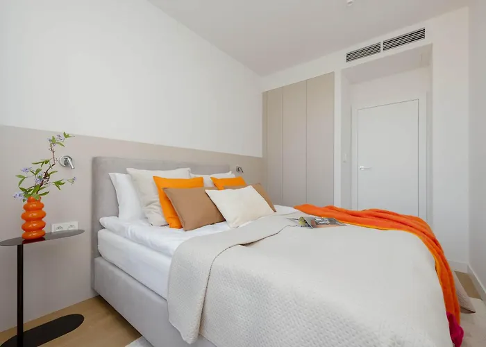 Apartament Luxury With Ac In By Renters Prestige Warszawa